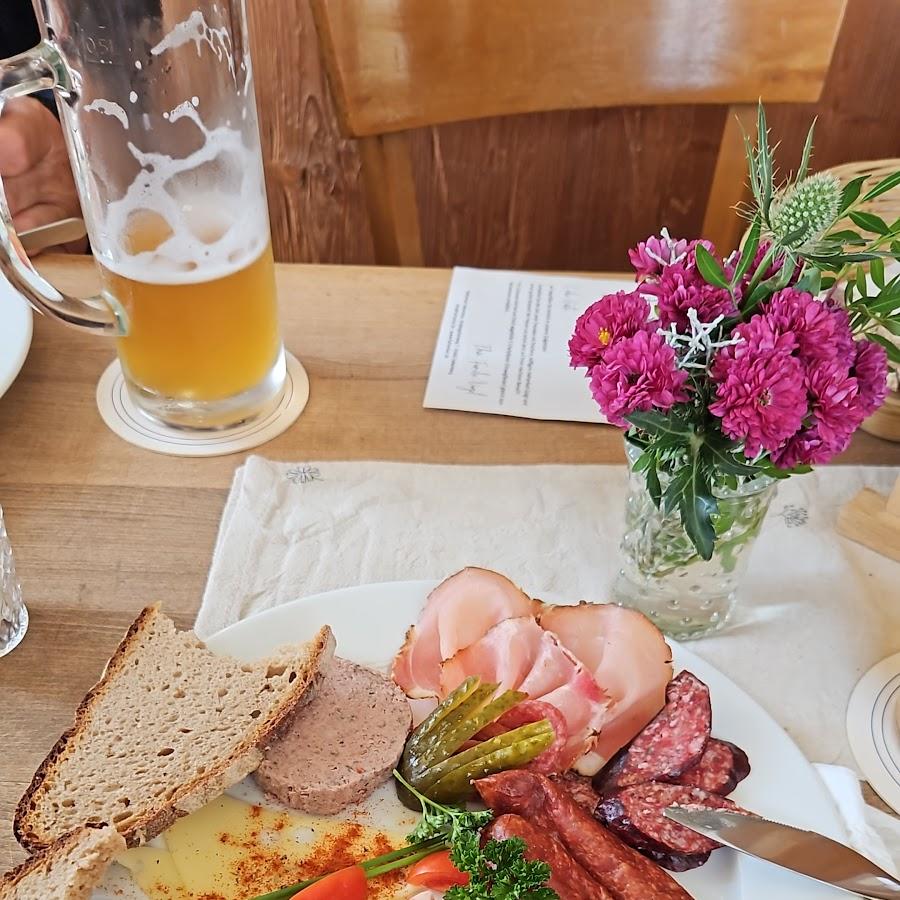 Restaurant "Zoigl Hafnerkarl" in Falkenberg