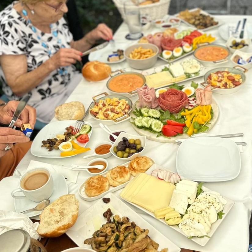 Restaurant "CAFÈ EDEN" in Puchheim