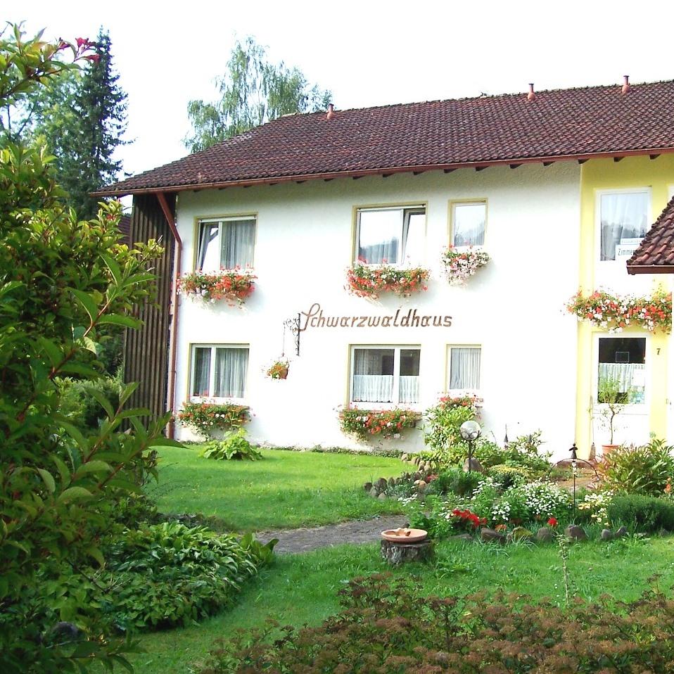 Restaurant "Hansi Frey-Kübler Pension Schwarzwaldhaus" in Enzklösterle