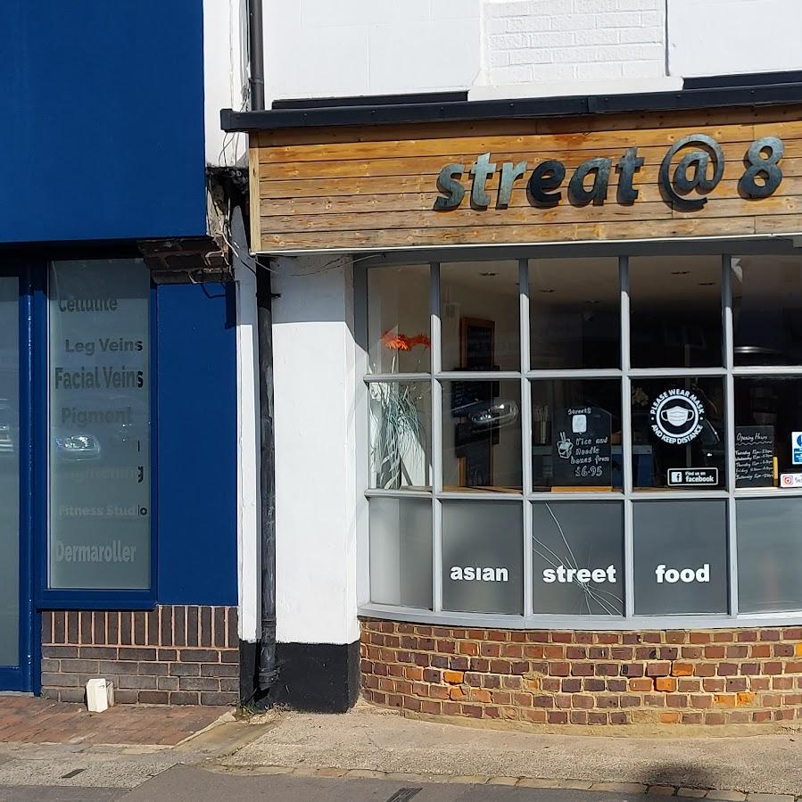 Restaurant "streat@8" in Arâches-la-Frasse