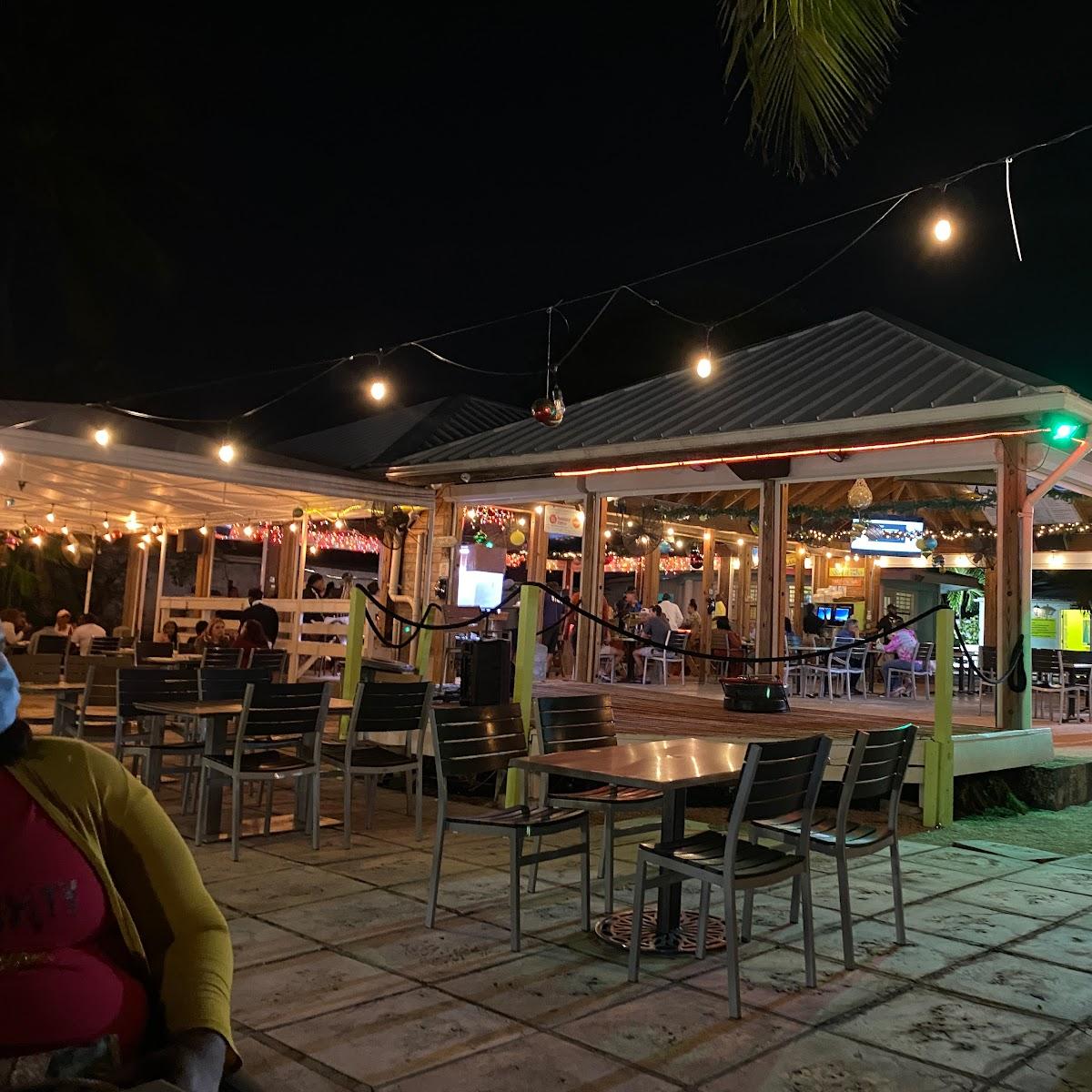 Restaurant "The Green Parrot - Harbour Front" in Nassau