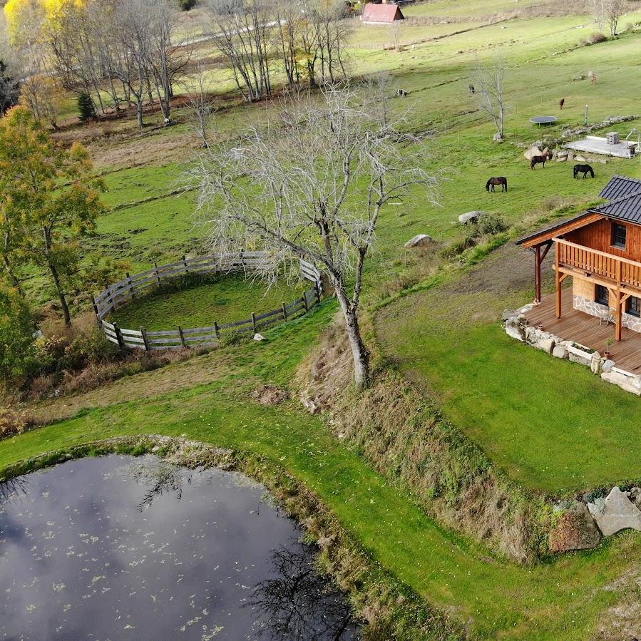Restaurant "Bauernhof Böhmisch Röhren - Žleby" in Stožec