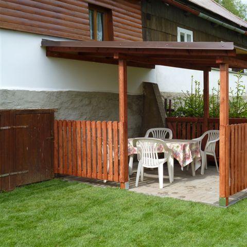 Restaurant "Chalupa" in Lenora