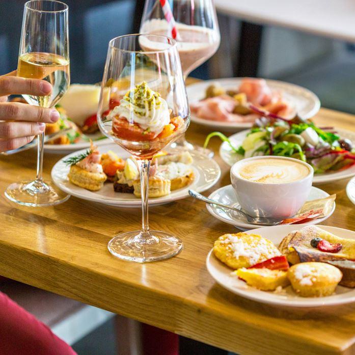 Restaurant "Coffee - Bahnhof Erzingen" in Klettgau