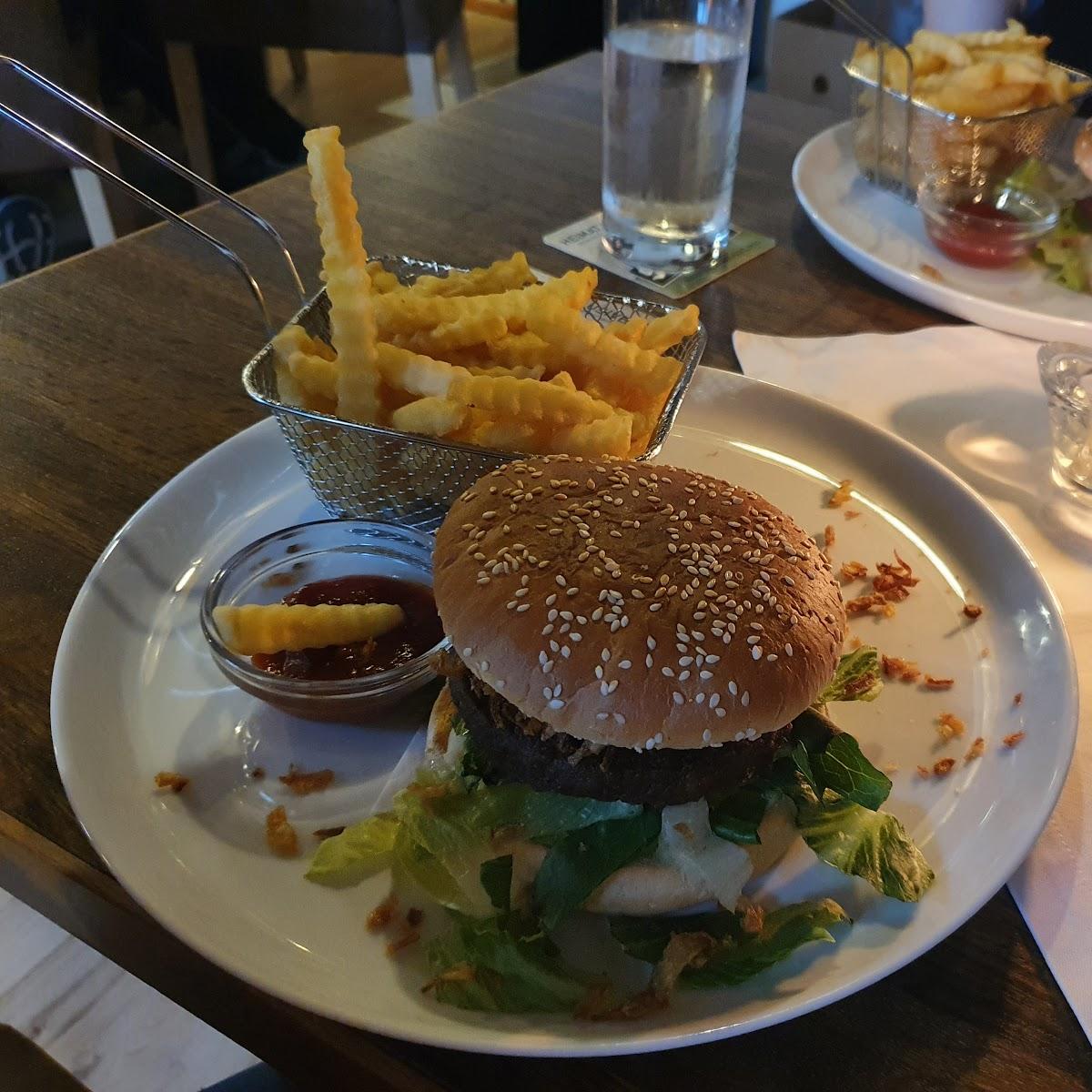 Restaurant "Gasthof  Thüringen" in Albersdorf