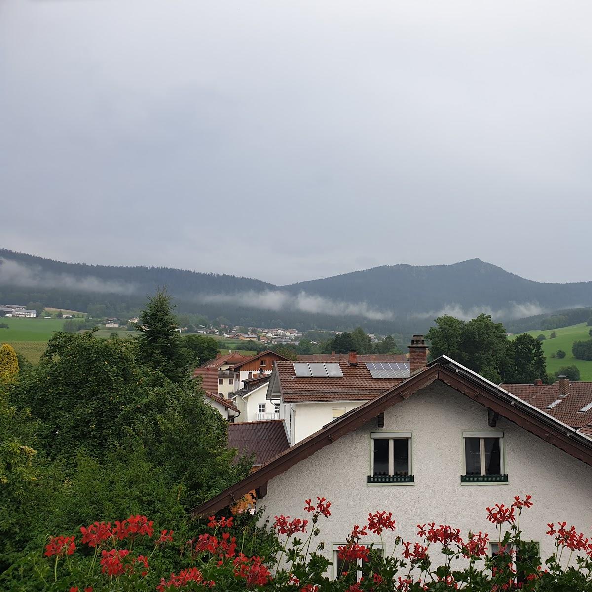 Restaurant "Pension Sissy Mühlbauer" in Lam