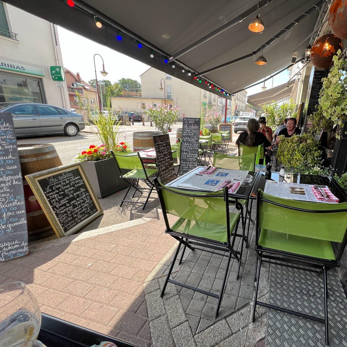 Restaurant "Le Baron Rouge" in Creutzwald