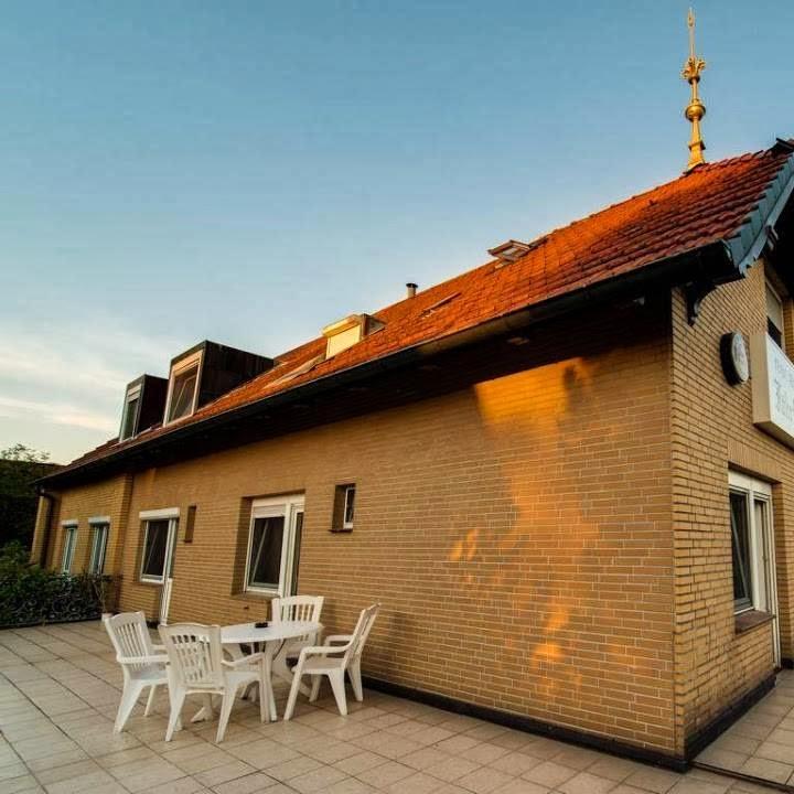 Restaurant "Elbe Hotel  Fährhaus Fremdenzimmer Biergarten  WLAN" in Geesthacht