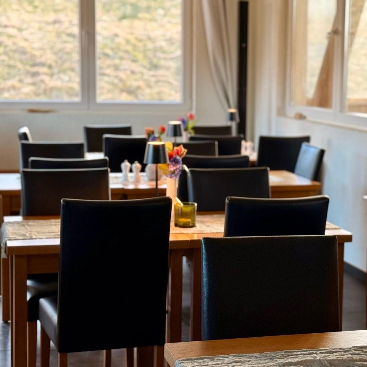 Restaurant "Weinrot-Lounge" in Weilrod