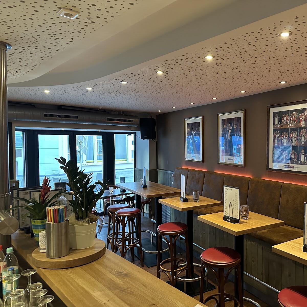 Restaurant "Pasadena Pizzeria" in Kamen