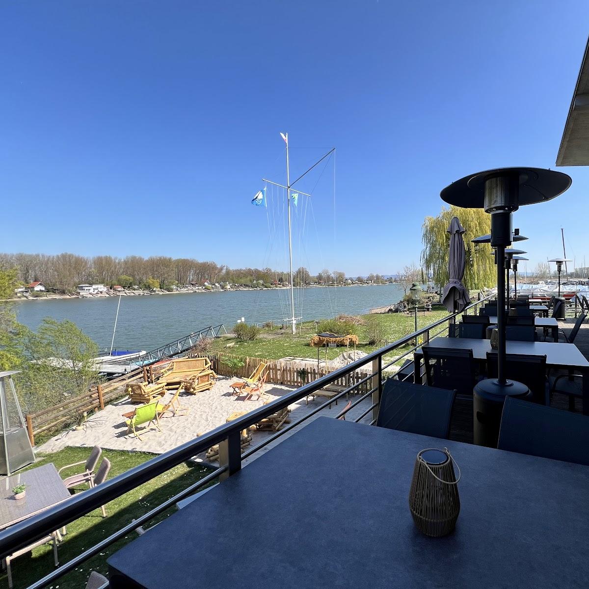 Restaurant "Flaggschiff Restaurant & Lounge" in Eich