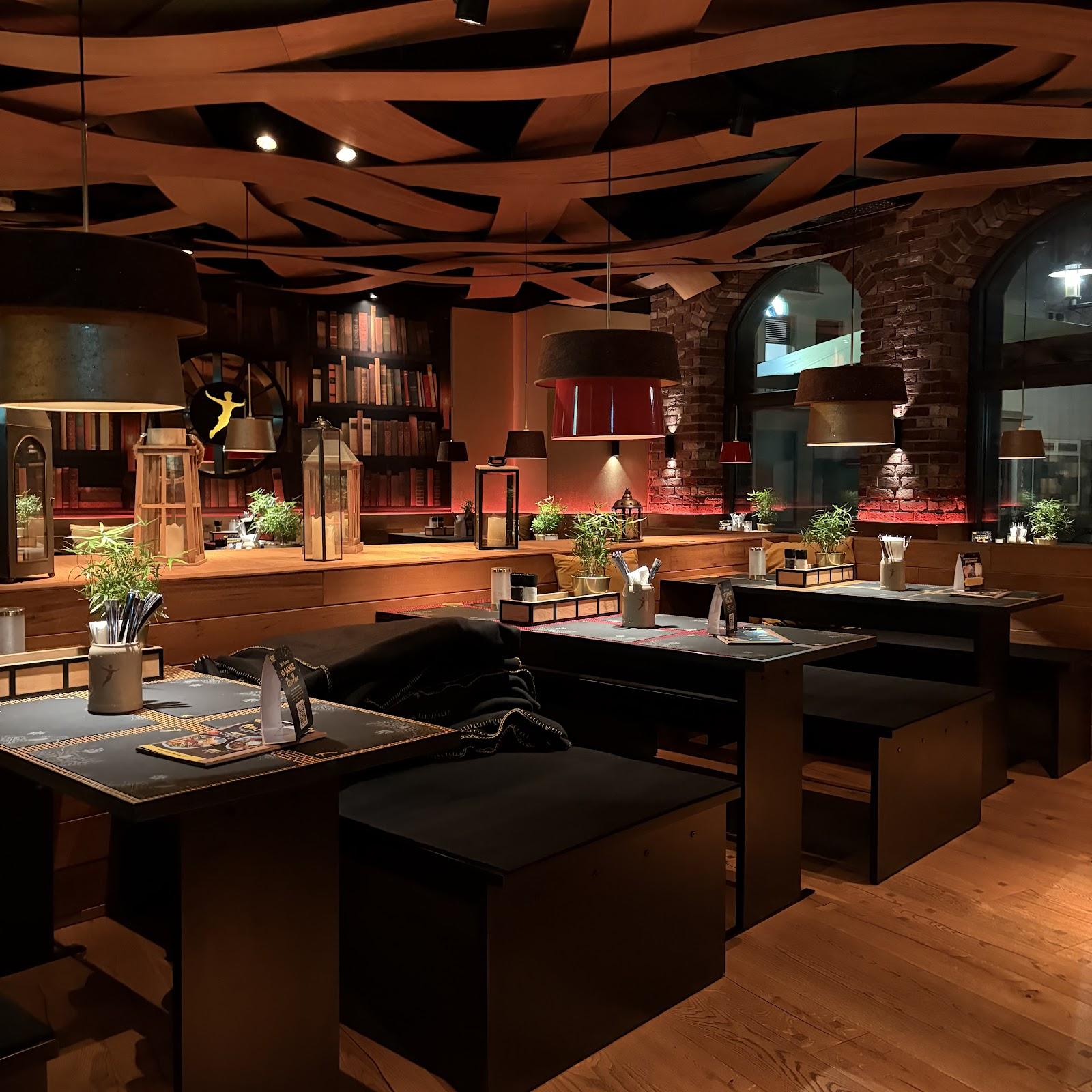 Restaurant "PETER PANE Burgergrill & Bar" in Krefeld