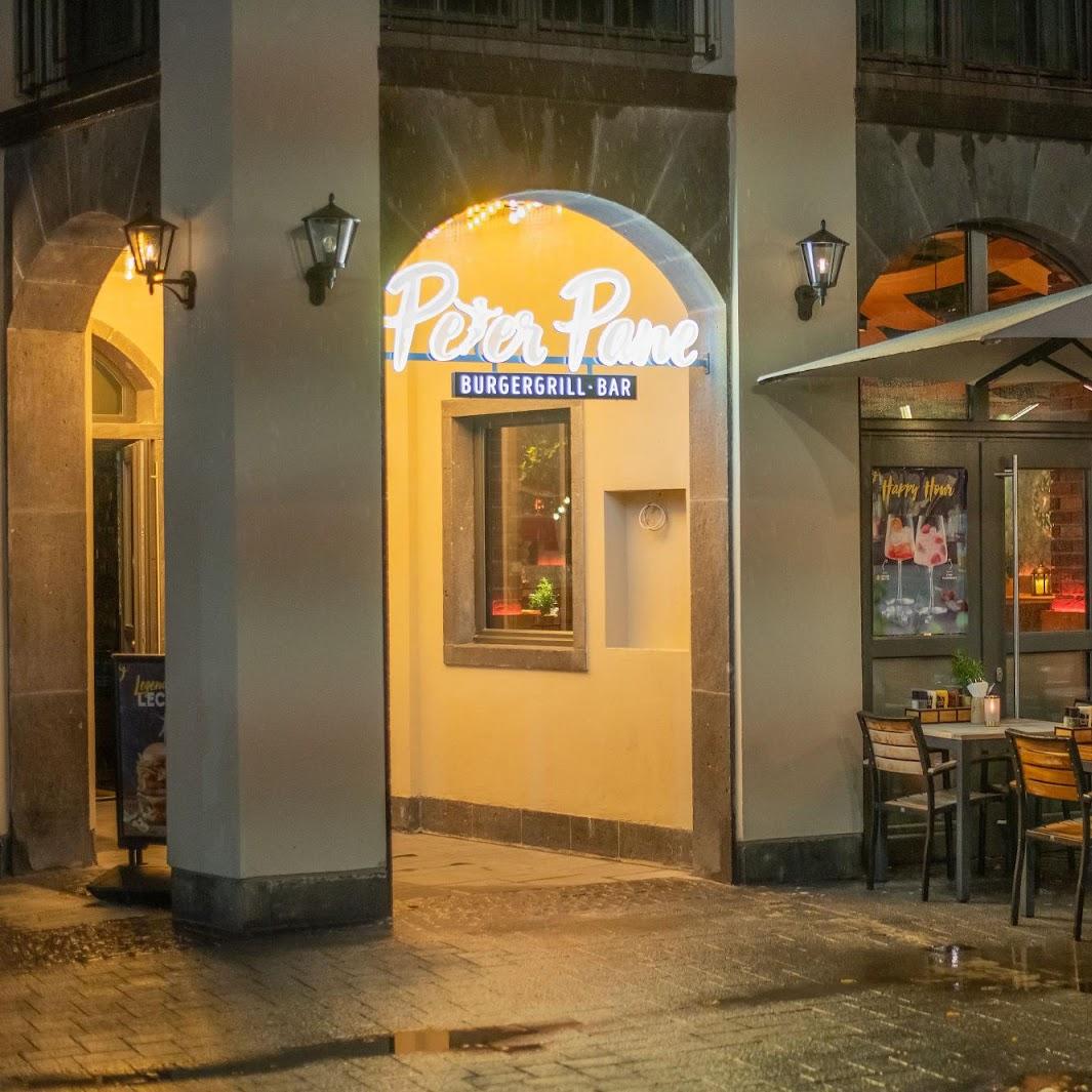 Restaurant "PETER PANE Burgergrill & Bar" in Krefeld
