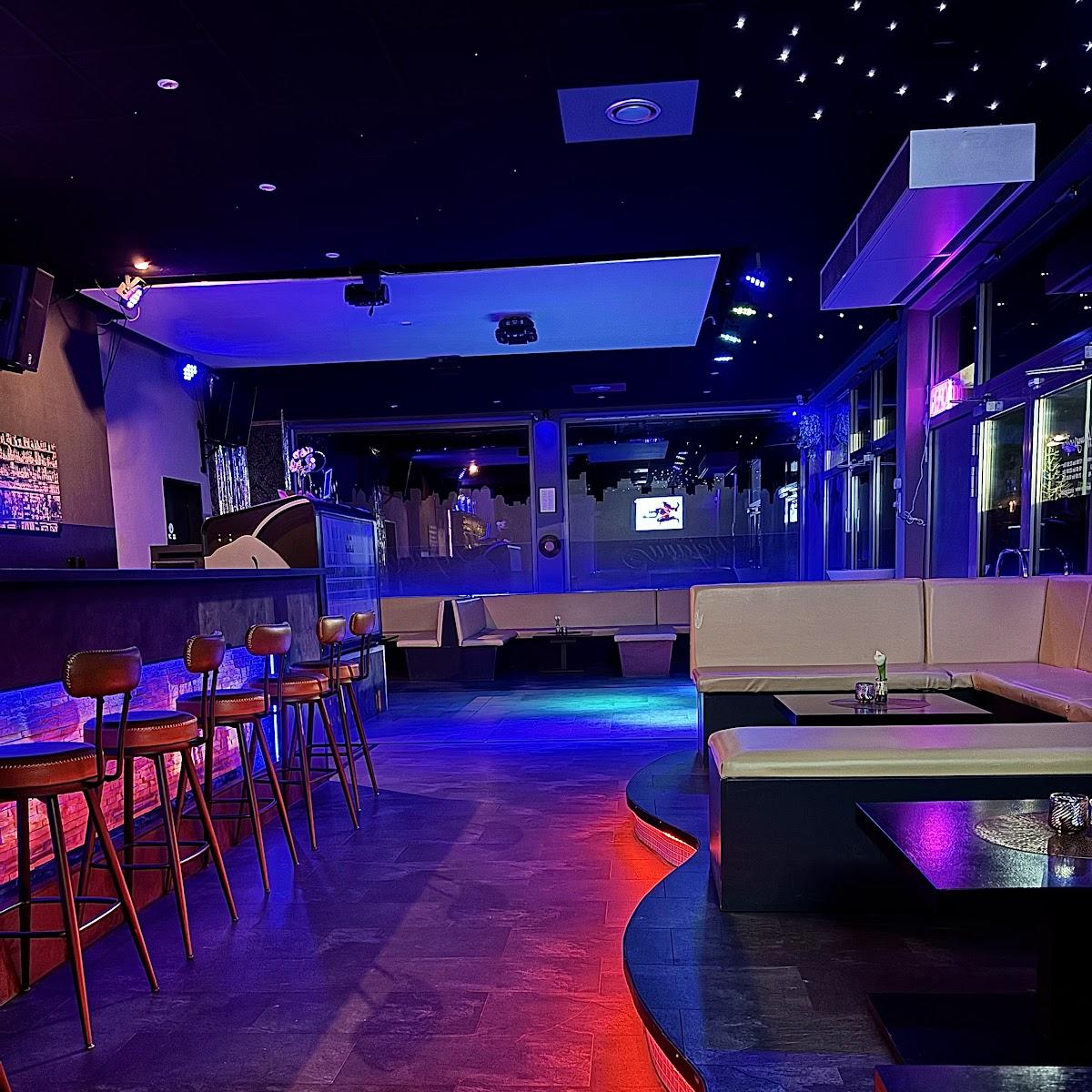 Restaurant "Smile Pub" in Neuötting