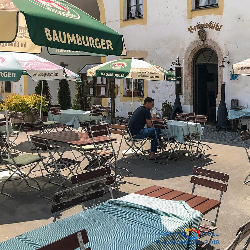 Restaurant "Bräustübl Baumburg" in  Alz