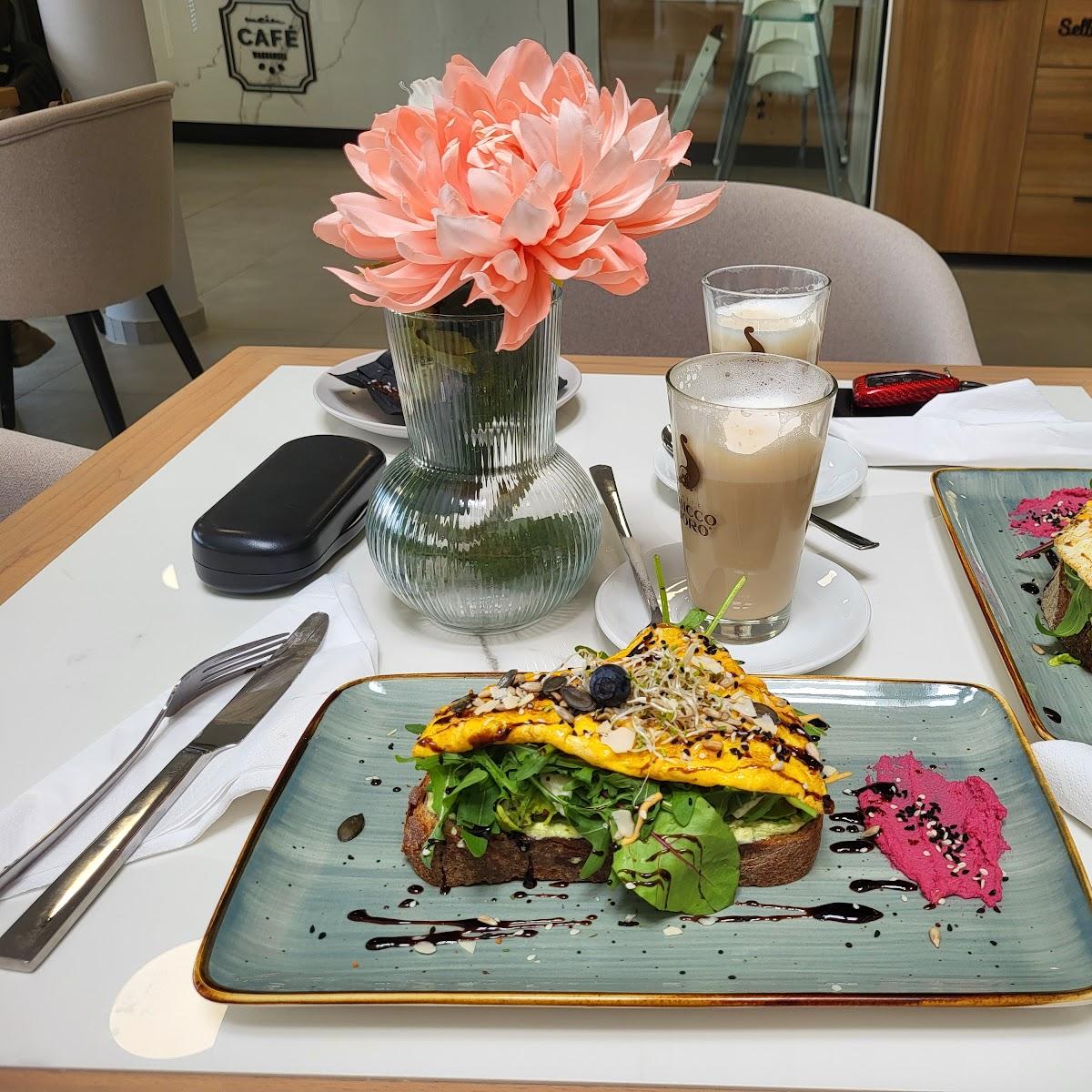 Restaurant "mein CAFÉ" in Waghäusel