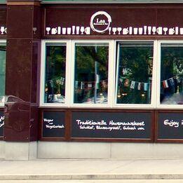 Restaurant "Laa Restaurant & Bar" in Wien