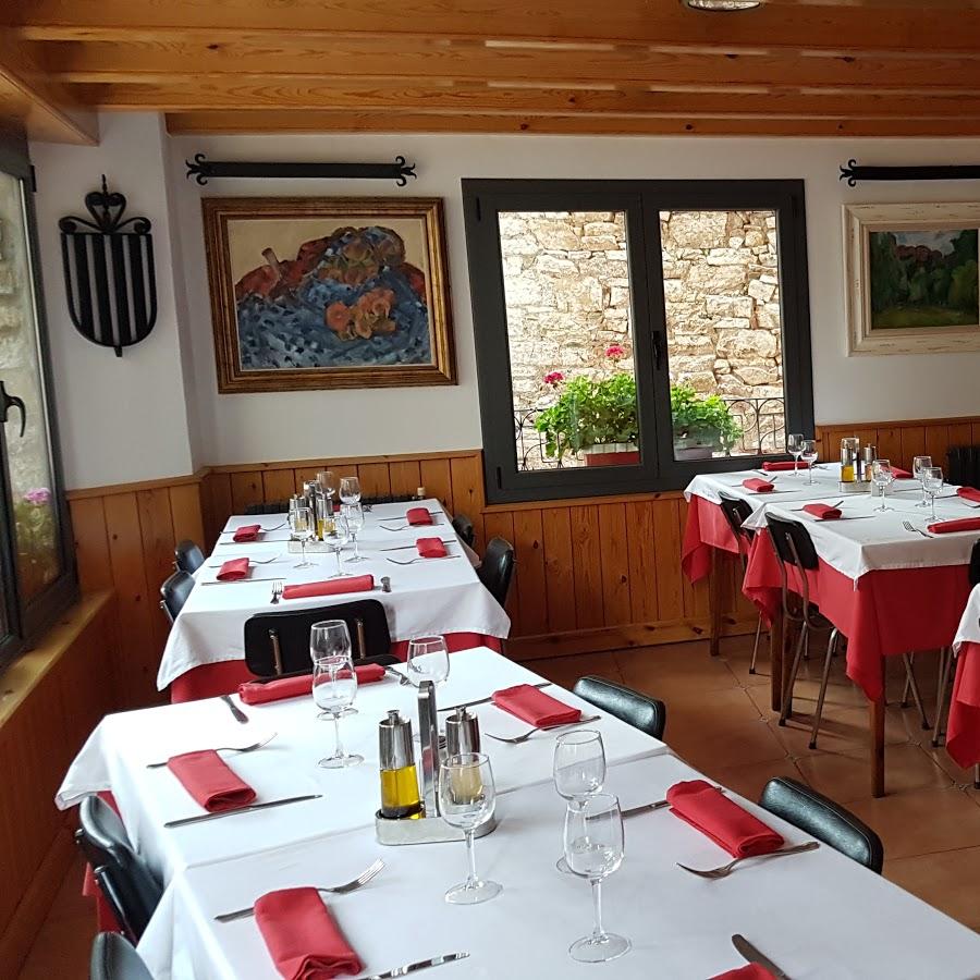 Restaurant "Hostal la Muntanya" in Castellar de n
