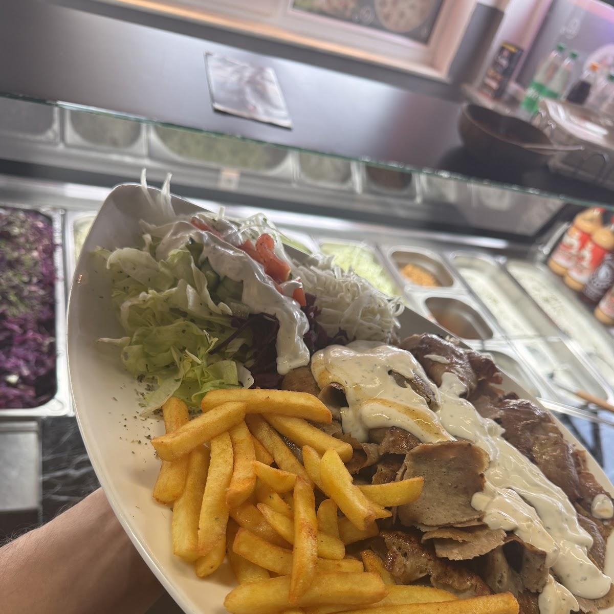 Restaurant "Crusty Kebap" in Breidenbach