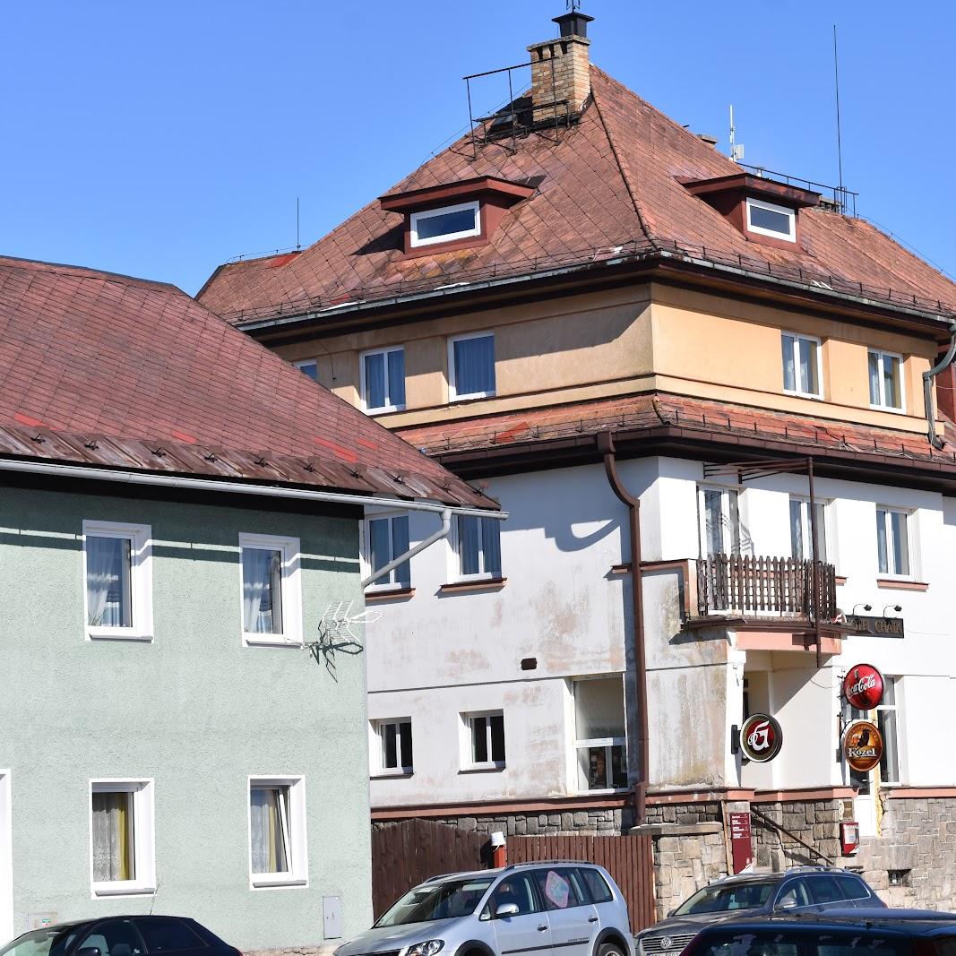 Restaurant "Hotel Chata" in Lenora