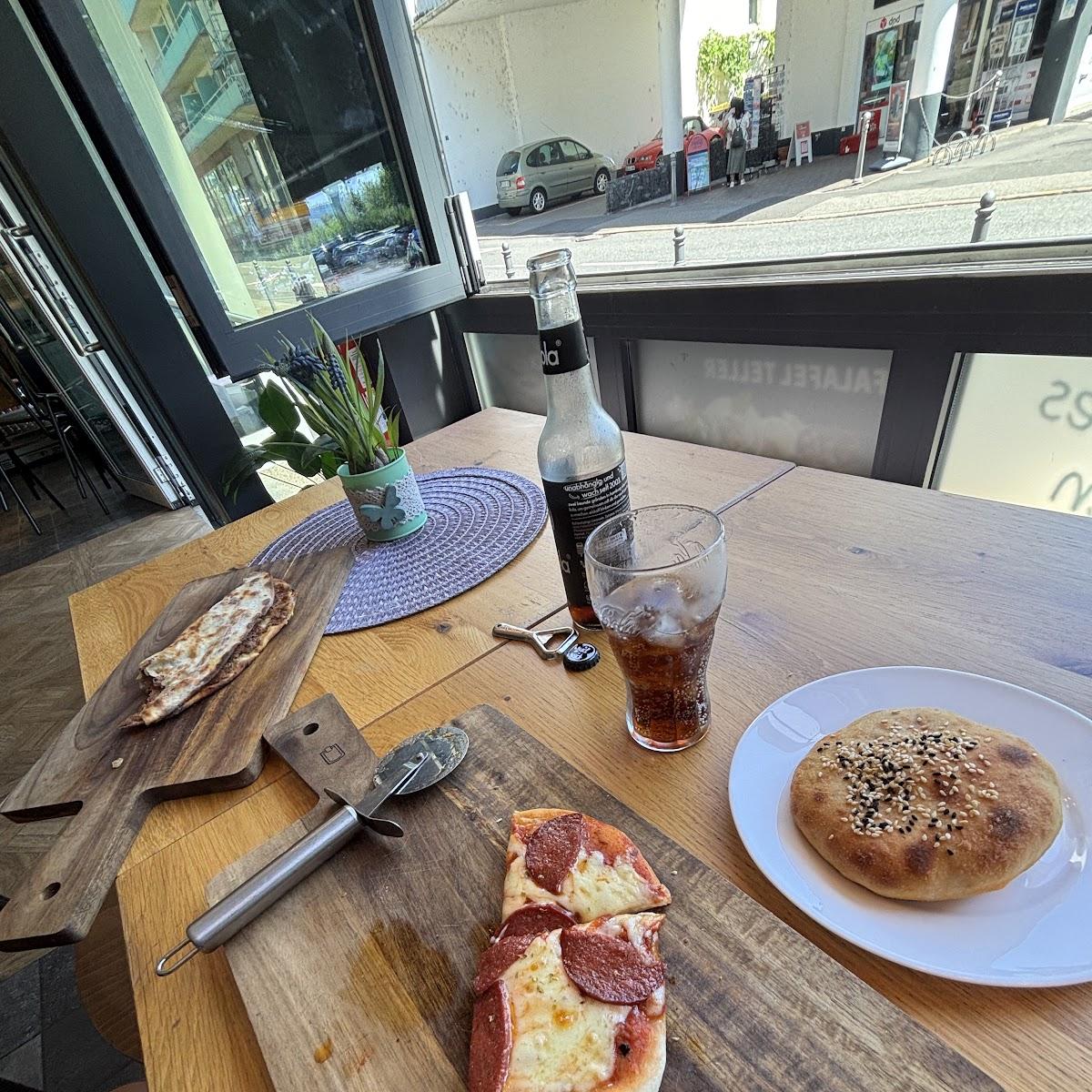 Restaurant "Mezos Restaurant & Café" in Rüdesheim am Rhein