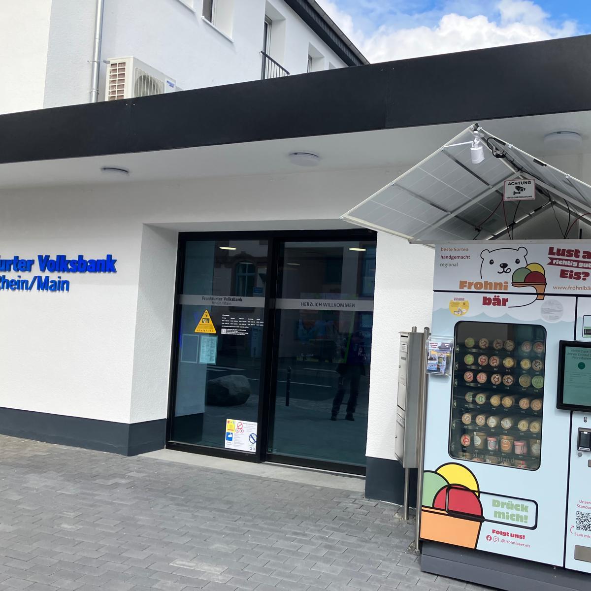 Restaurant "Frohnibär Eisautomat | Hainstraße Kronberg" in Kronberg im Taunus
