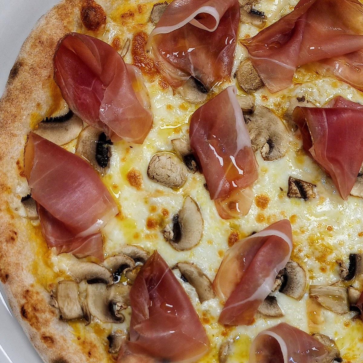 Restaurant "Luna Ristorante Pizzaria" in Buttenwiesen