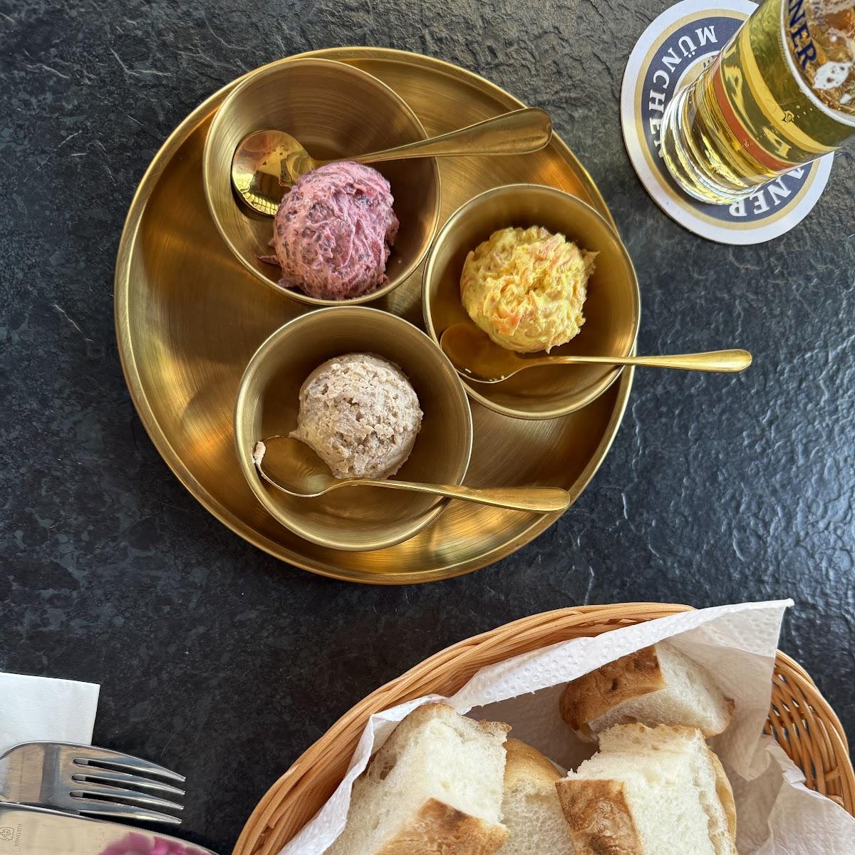 Restaurant "Hirschkeller La Perle" in Göppingen