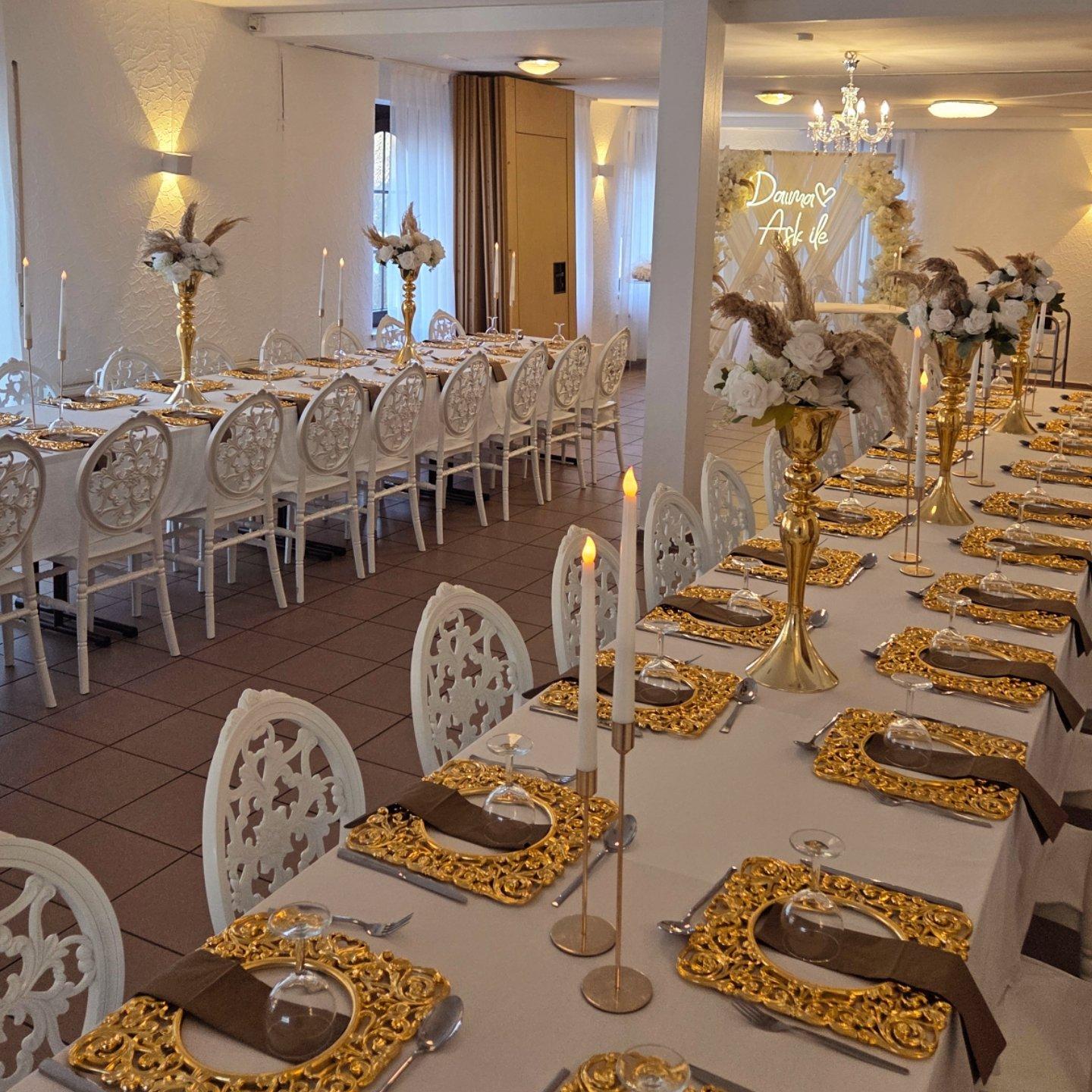 Restaurant "Hirschkeller La Perle" in Göppingen