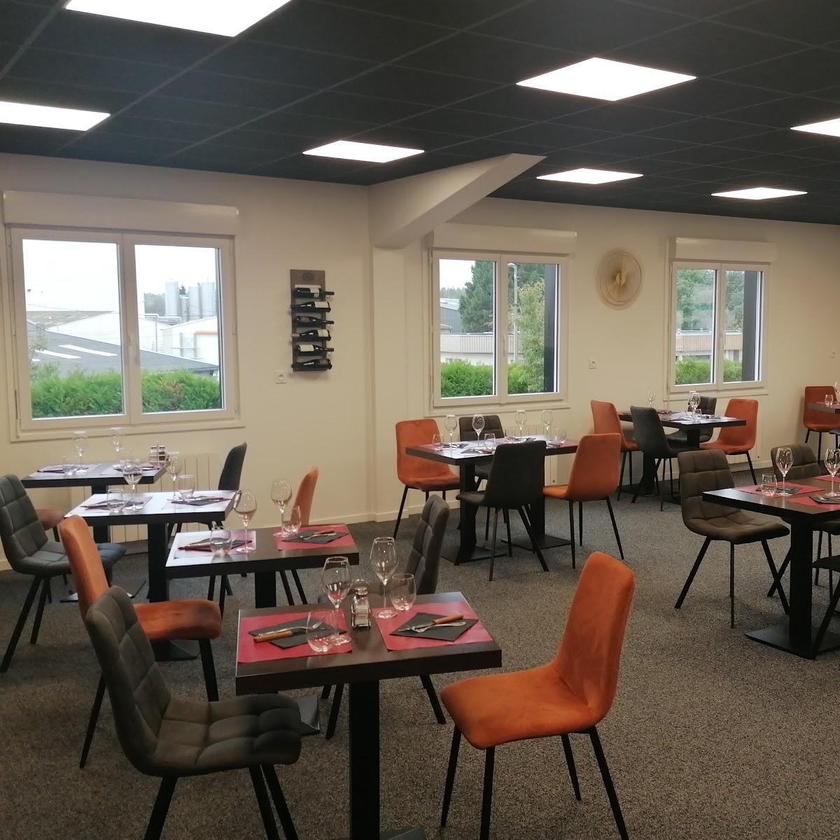 Restaurant "Latitude 47.9" in Retiers