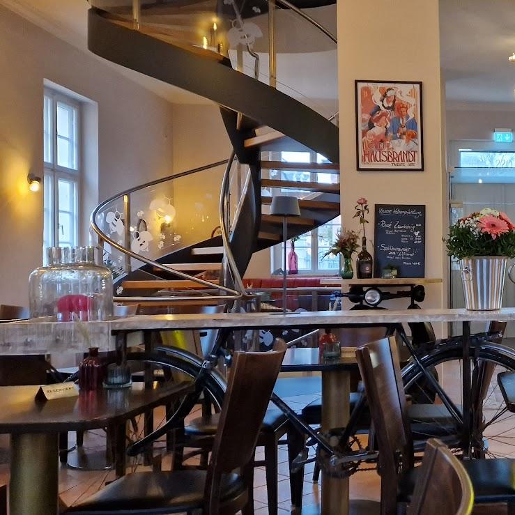 Restaurant "Lotta
