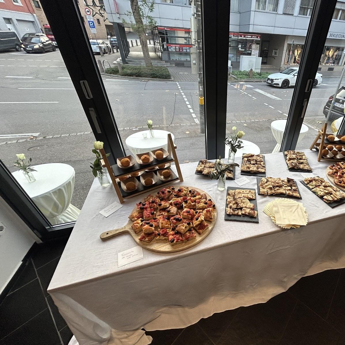 Restaurant "Creamore Pizzeria & Restaurant" in Niefern-Öschelbronn