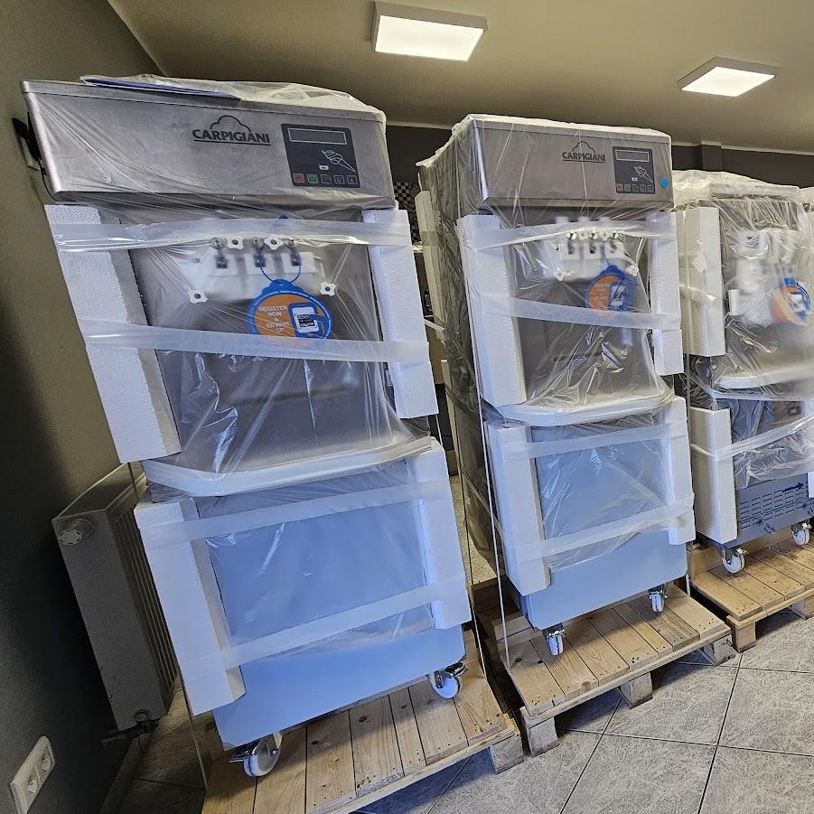 Restaurant "Eistechnikcenter GmbH - Eismaschinen, Softeismaschinen & Eiscafeeinrichtung" in Luckenwalde