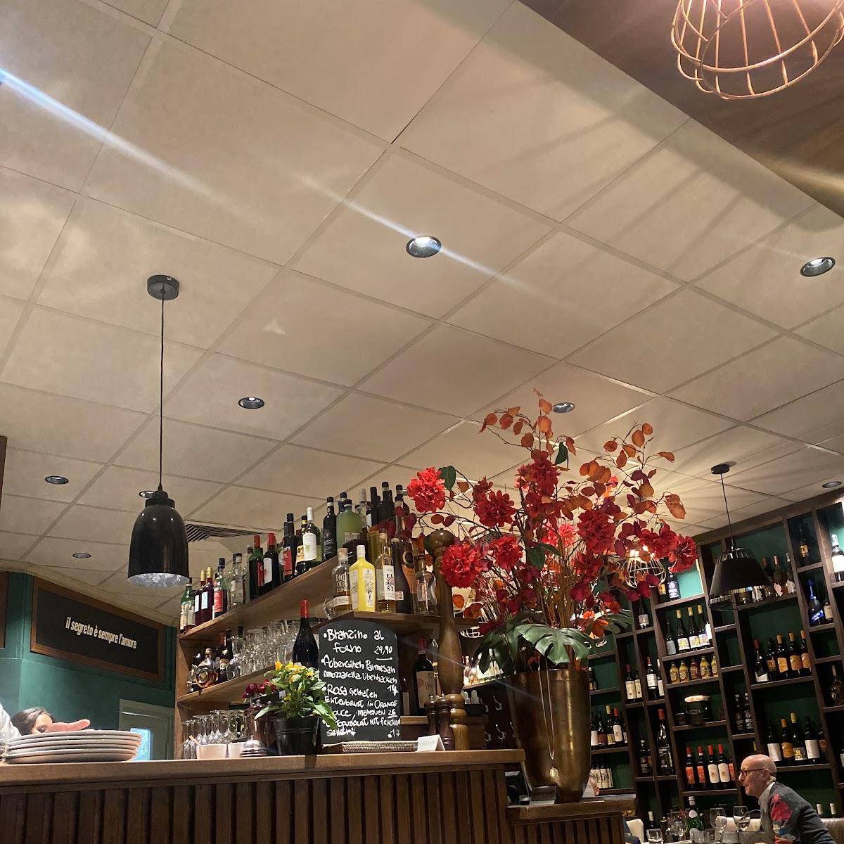 Restaurant "Trattoria Abbraccio" in Düsseldorf