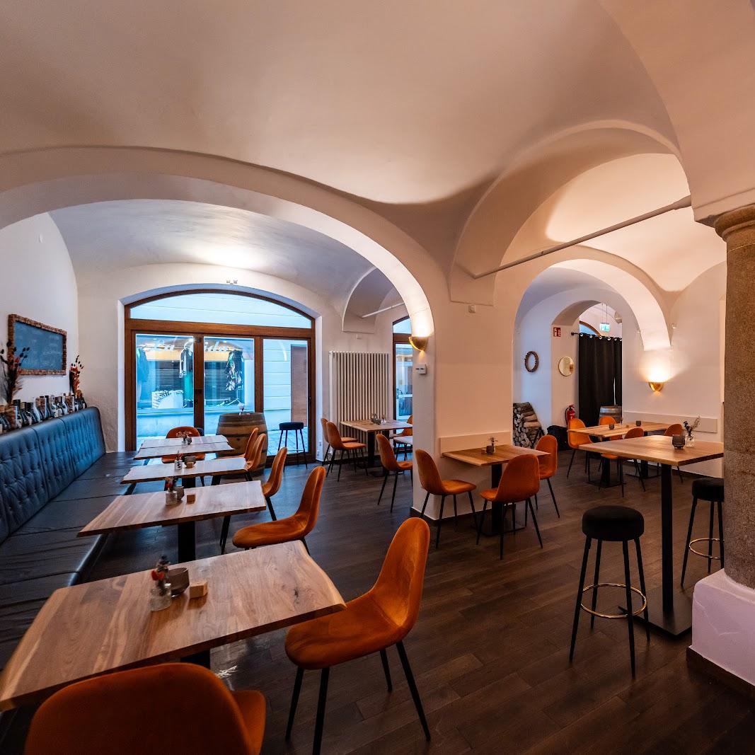 Restaurant "Weinbar 10" in Straubing