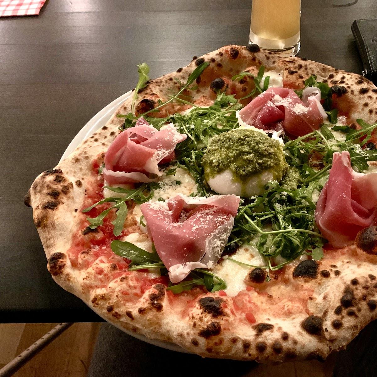 Restaurant "Napulella Amore Mio • Pizzeria Napoletana" in Kempten (Allgäu)