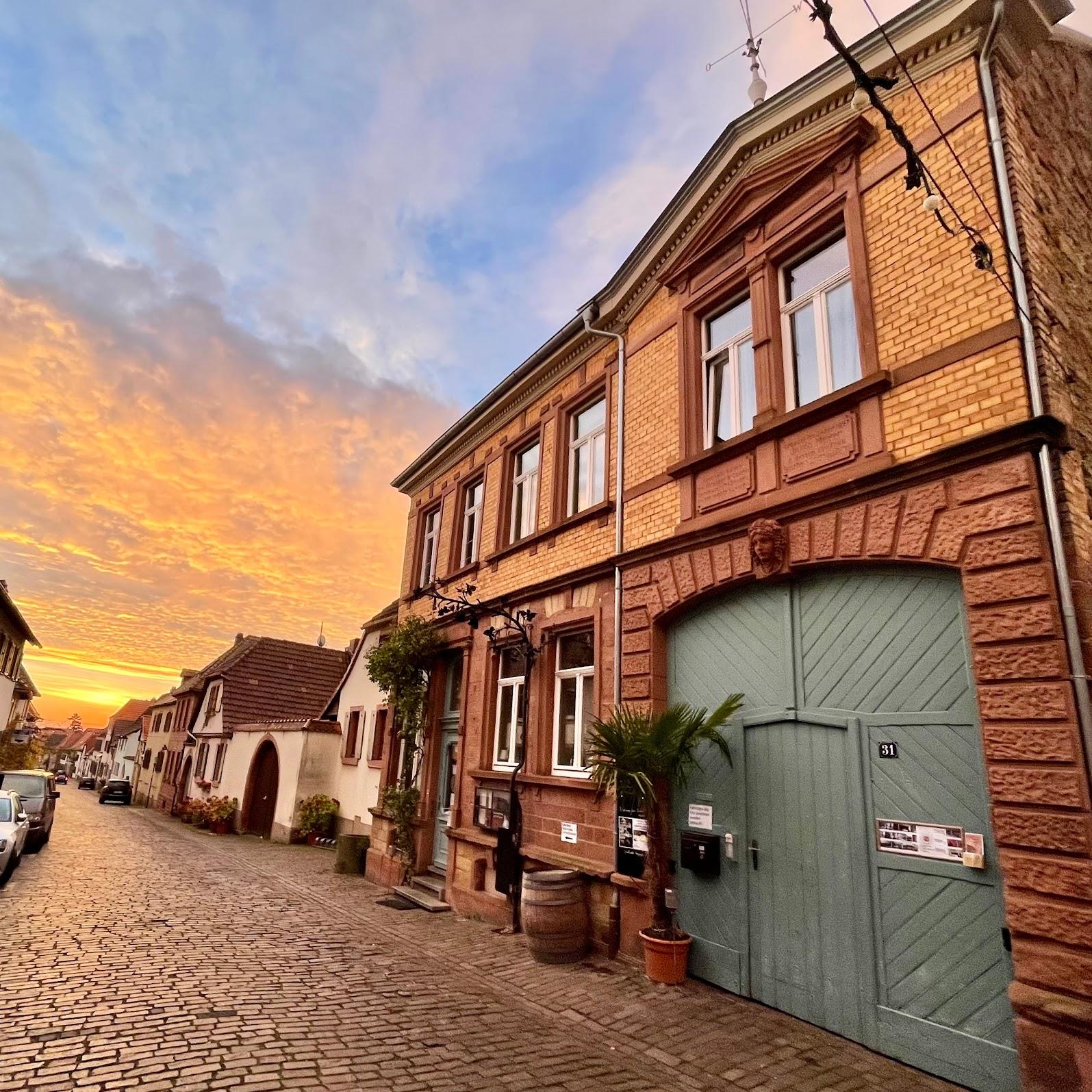 Restaurant "Rhodter Weinbar" in Rhodt unter Rietburg