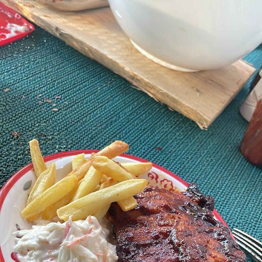 Restaurant "Ostblock Küche" in Weidenbach