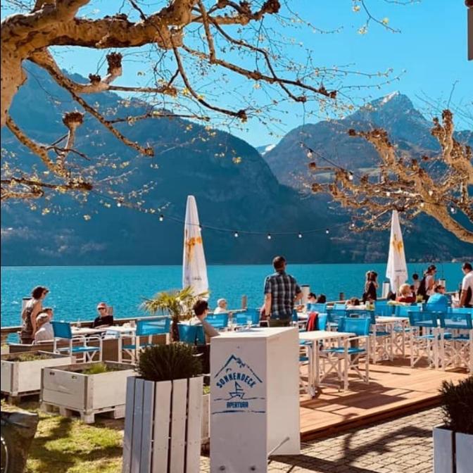 Restaurant "Apertura Sonnendeck" in Flüelen