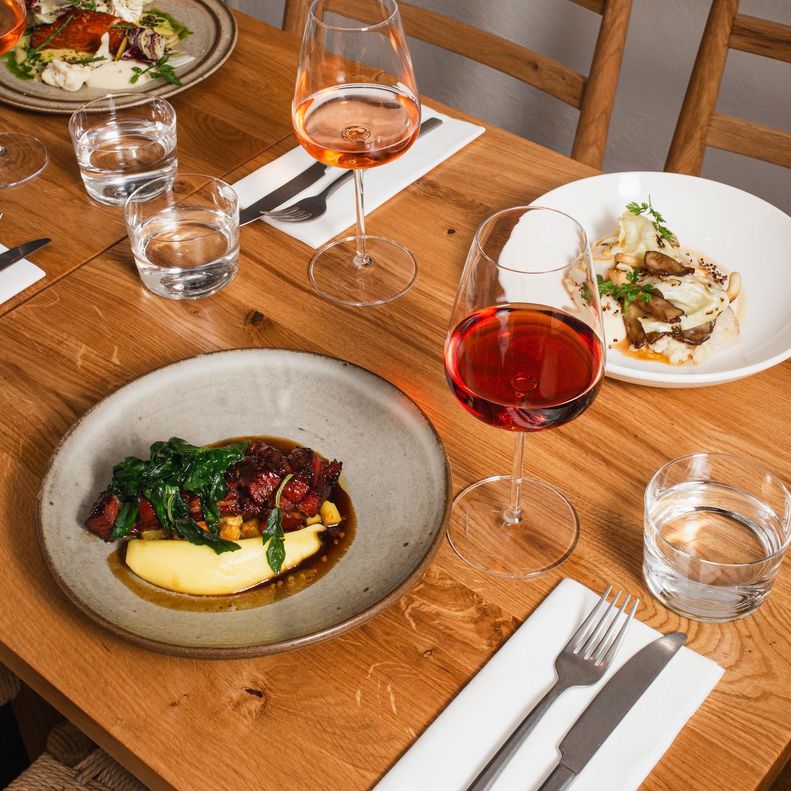 Restaurant "JÓMO Restaurant" in Berlin