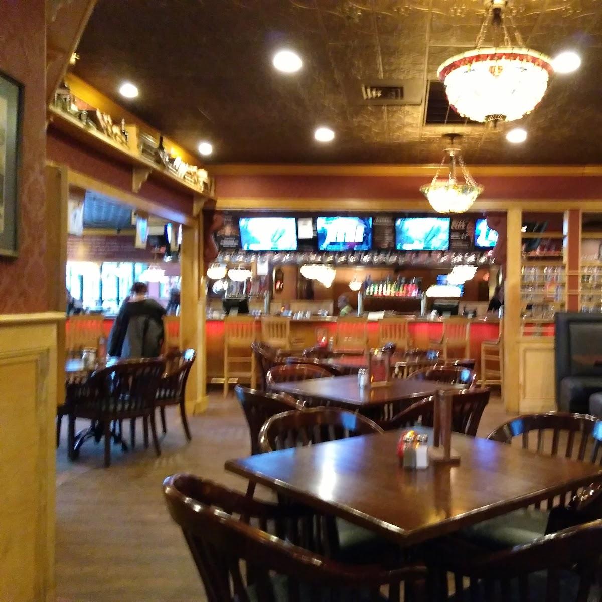 Restaurant "Village Tavern | Bar & grill" in Salem
