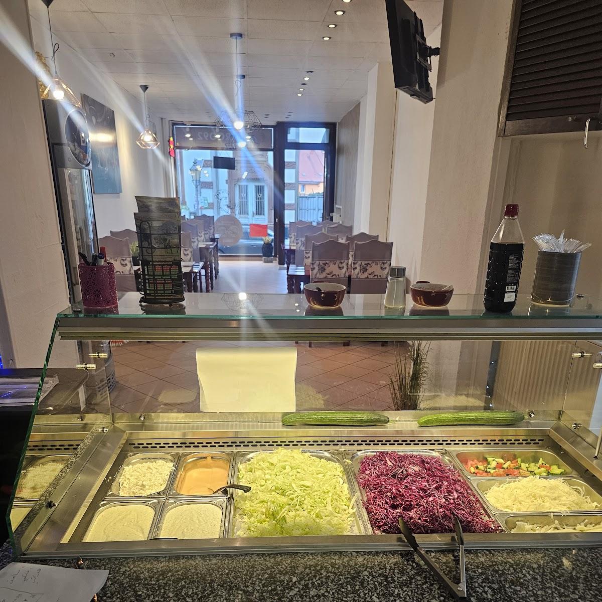 Restaurant "SHAROO92 Döner" in Eisenberg