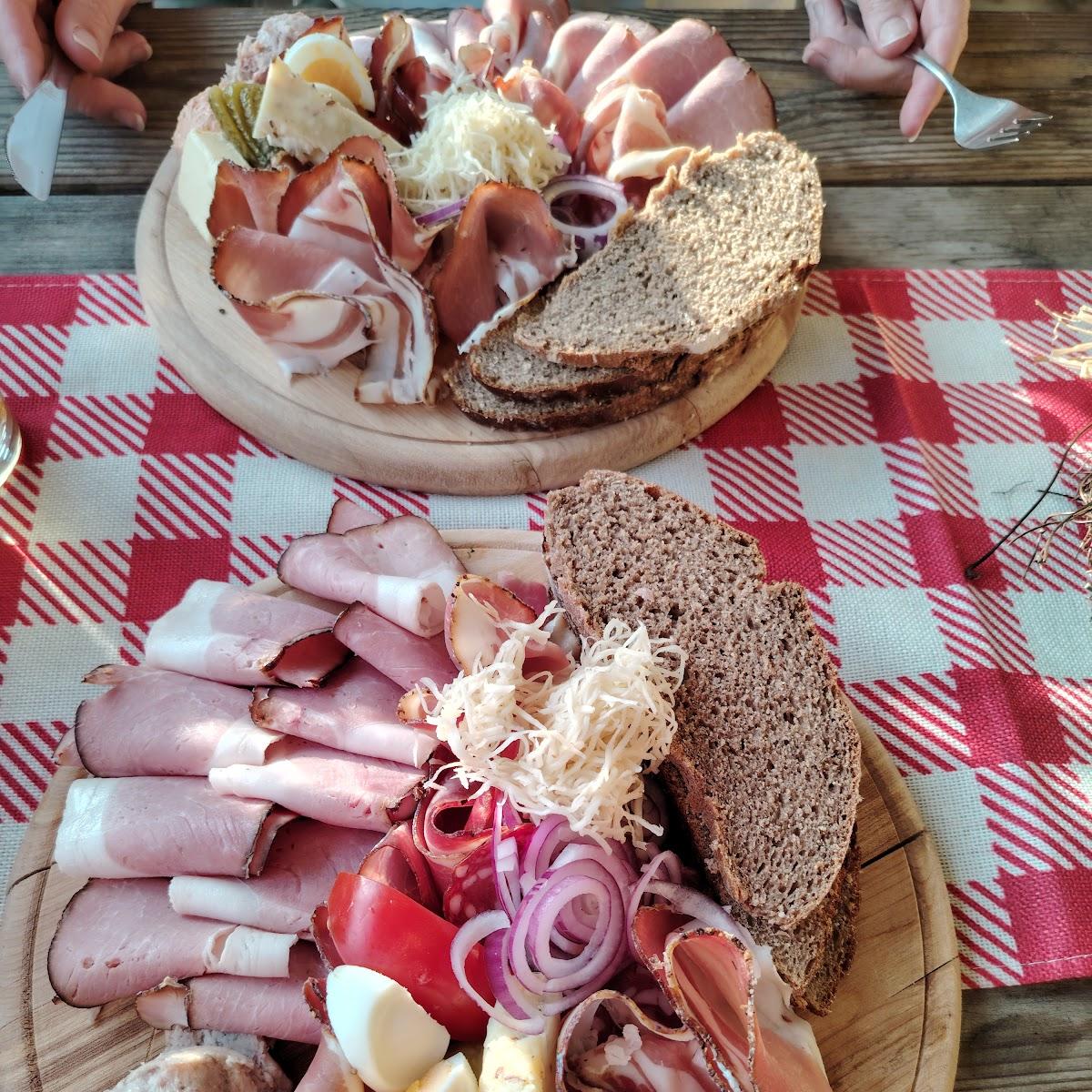 Restaurant "Jausenstation Rangetiner" in Feldkirchen in Kärnten