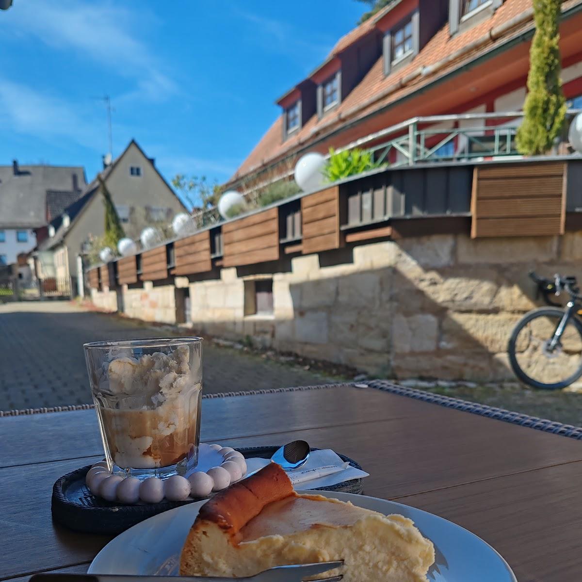 Restaurant "Café Scheunenwerk" in Heroldsberg