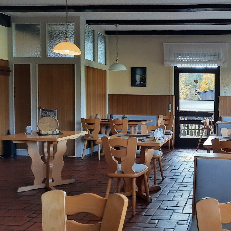 Restaurant "Landgasthof Weißensteiner Hof" in Busenberg