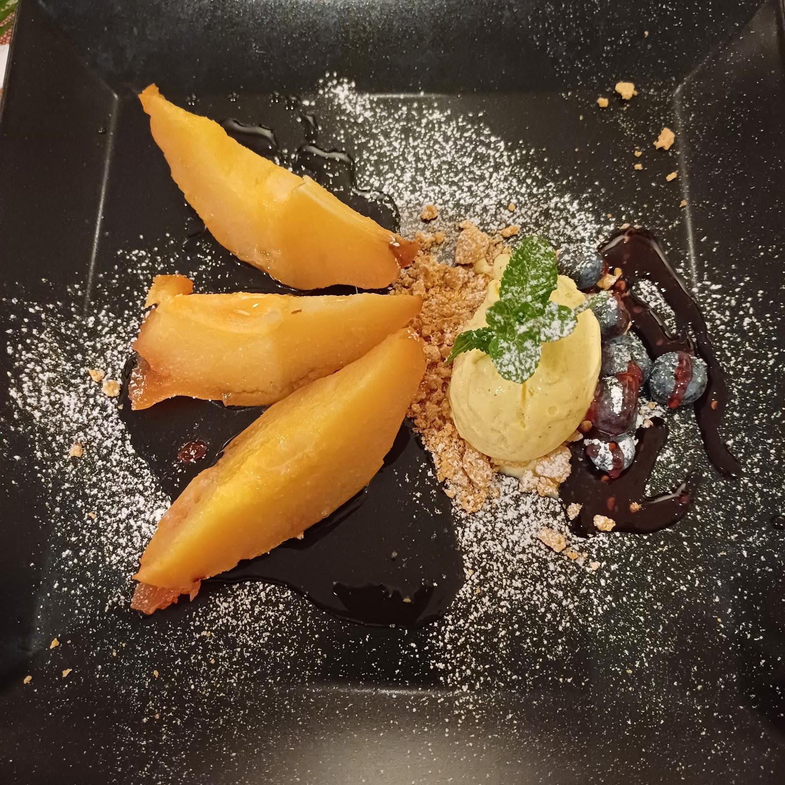 Restaurant "Trattoria Piccolo Tennisklub Blau-Gold" in Berlin