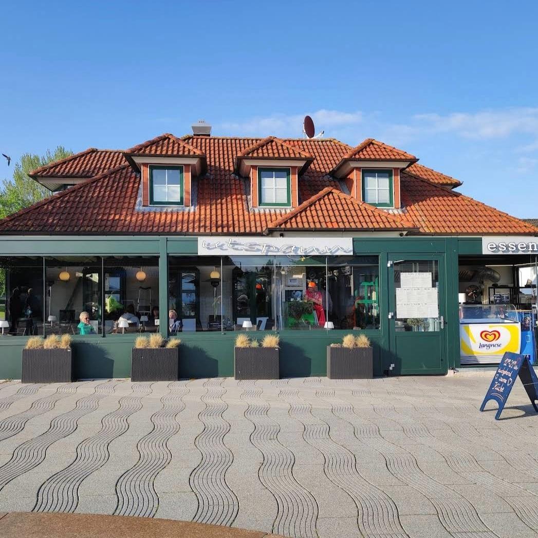 Restaurant "Kellenhusen Strandpromenade" in Kellenhusen (Ostsee)