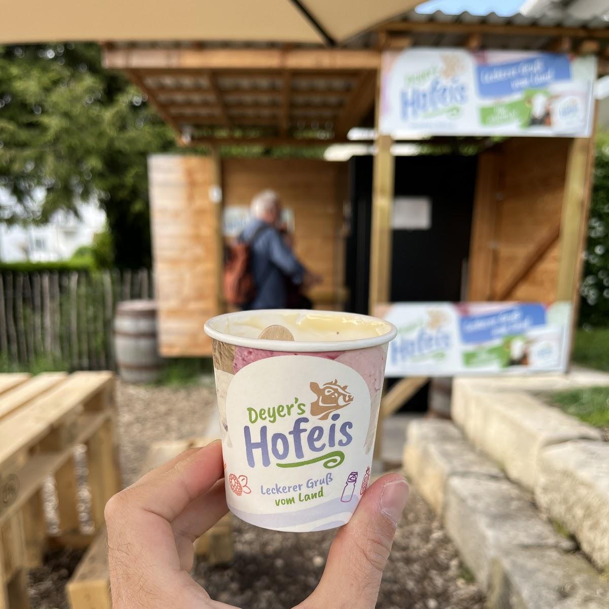 Restaurant "Deyers Bauernhofeis (Eisautomat)" in Uhldingen-Mühlhofen