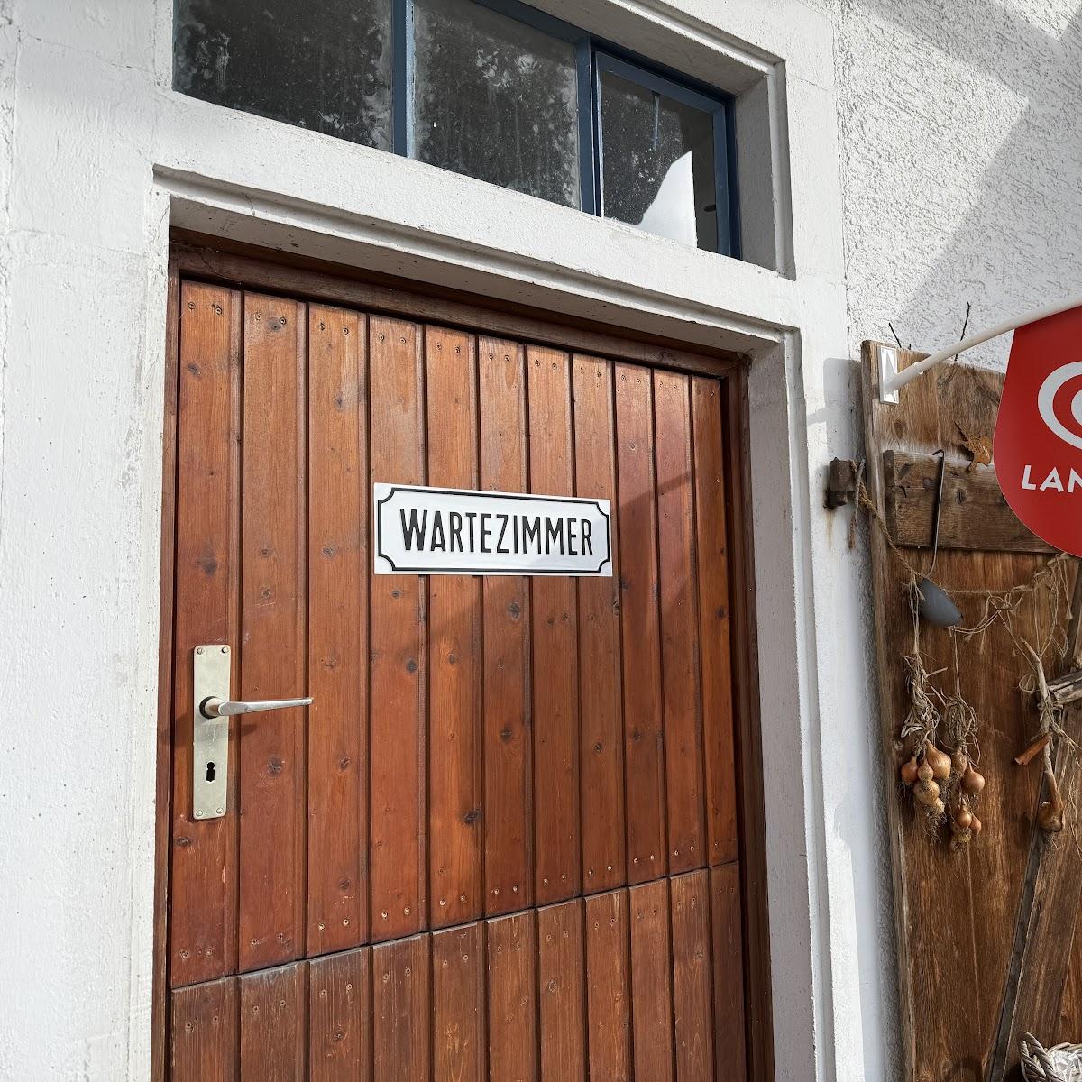 Restaurant "Wartezimmer Dettingen am Albuch" in Gerstetten