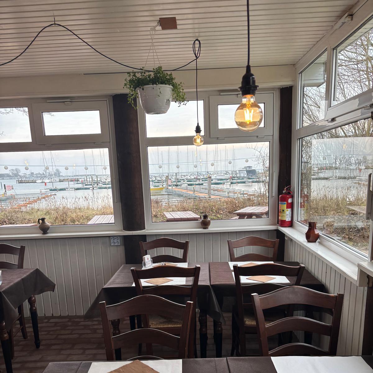 Restaurant "Kompass Restaurant" in Großenbrode